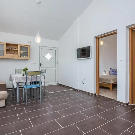 Apartment Katic *