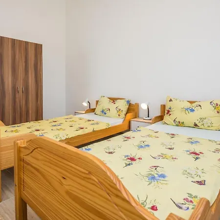 Apartment Katic Vir